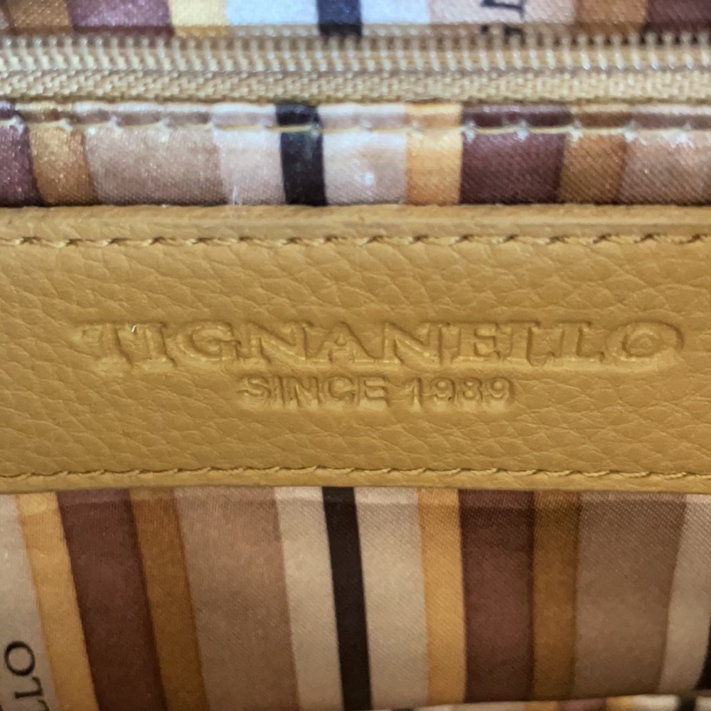 Tignanello tan leather adjustable crossbody bag - Picture 8 of 8